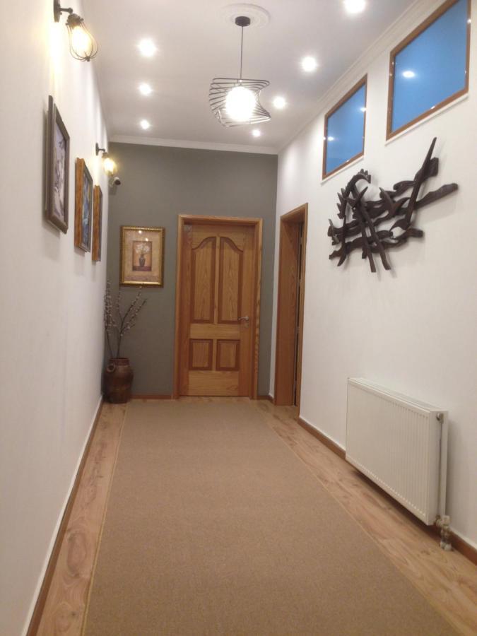 Hotel Bujtina Bicolli Korcza Zewnętrze zdjęcie