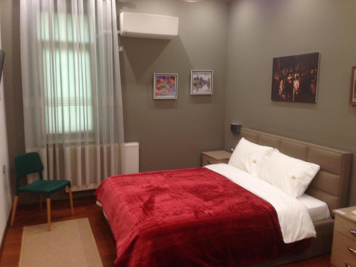 Hotel Bujtina Bicolli Korcza Zewnętrze zdjęcie