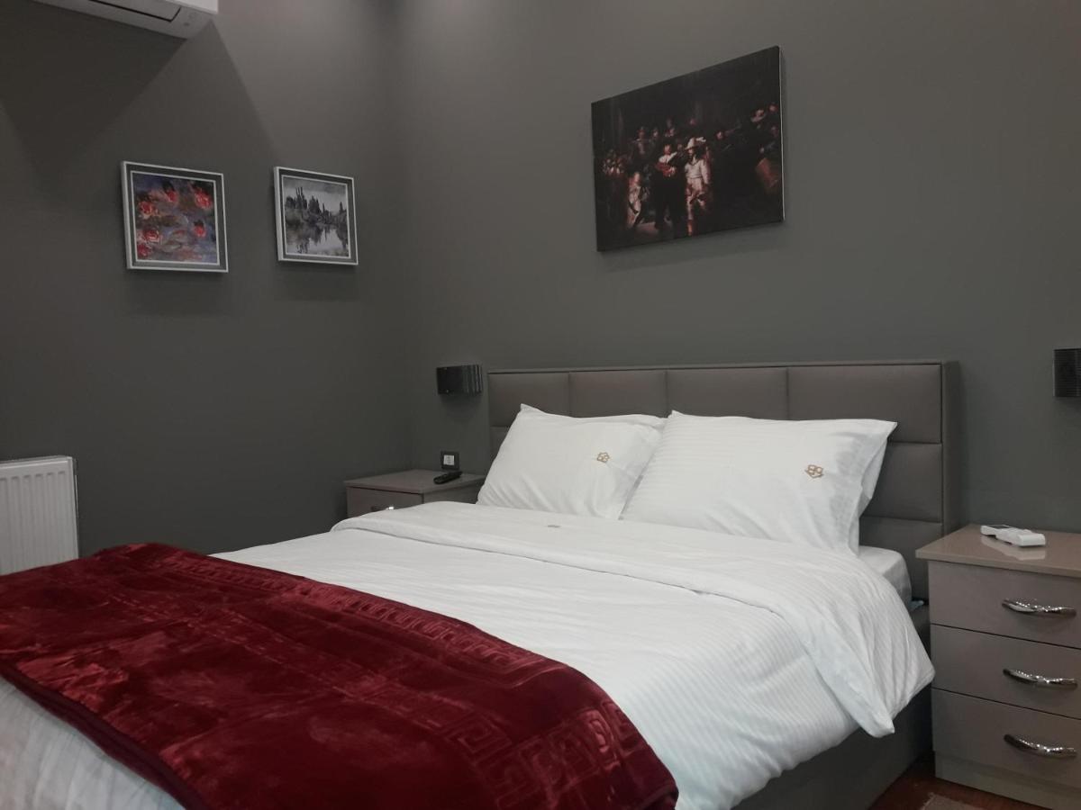 Hotel Bujtina Bicolli Korcza Zewnętrze zdjęcie